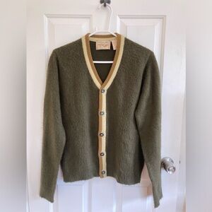 Men's Old Style Cardigan Sweater! Acrylic & Wool, Fuzzy & Warm!
